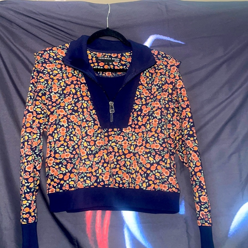 VERONICA BEARD~ V-NECK FLORAL ZIP SWEATER
